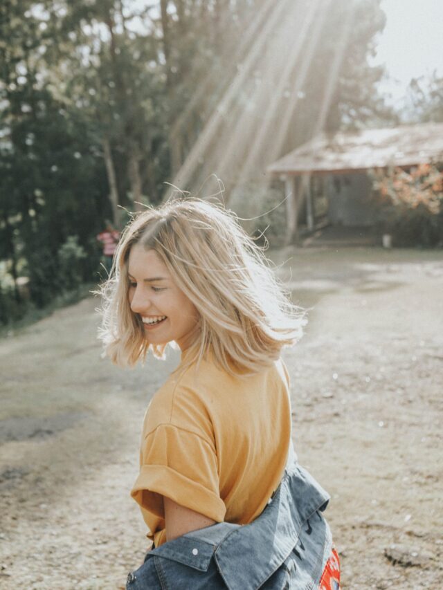 The Tarot Reader’s Guide to Being Brave During the Leo Season