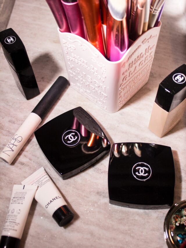 Which Is Better, Concealer or Foundation?