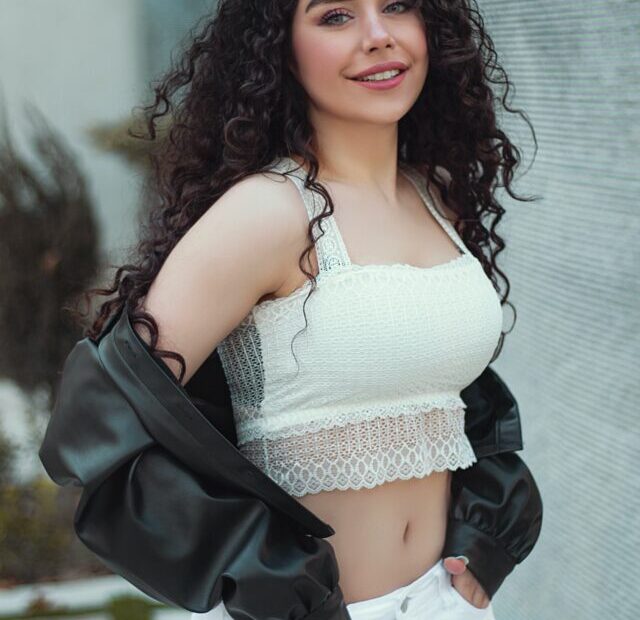 mahdi-chaghari--h-O5_xkO0g-unsplash